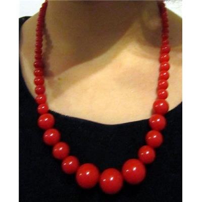 Collier grosses perles rouges