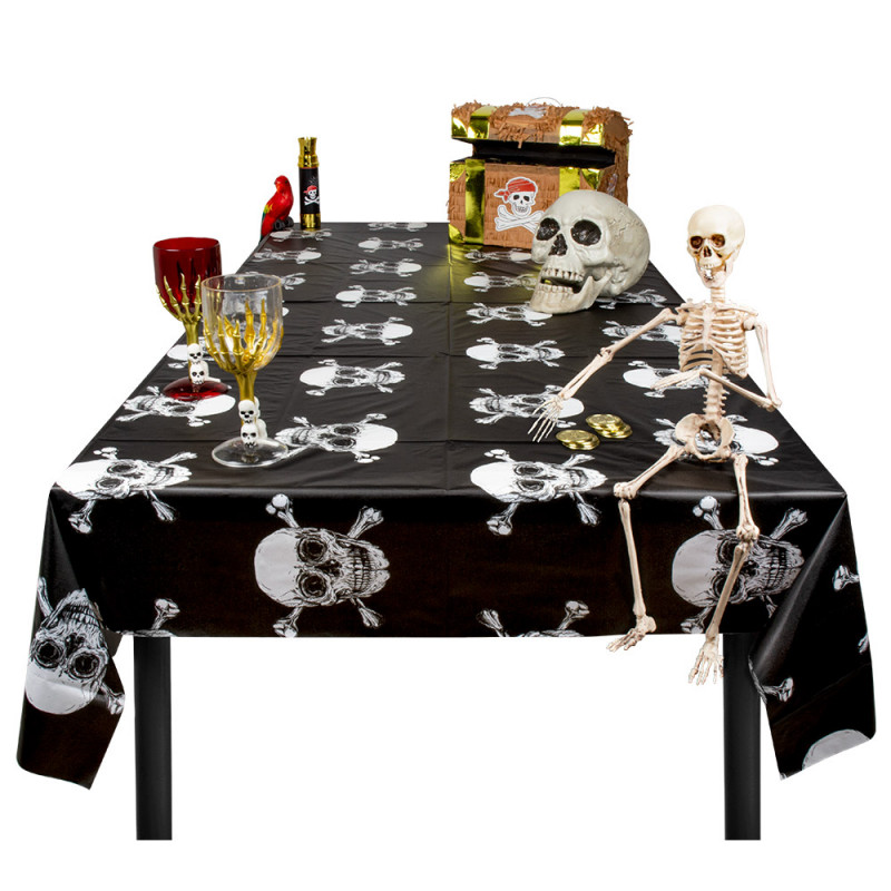 Nappe noir et têtes de mort polyéthylène - 130 x 180 cm